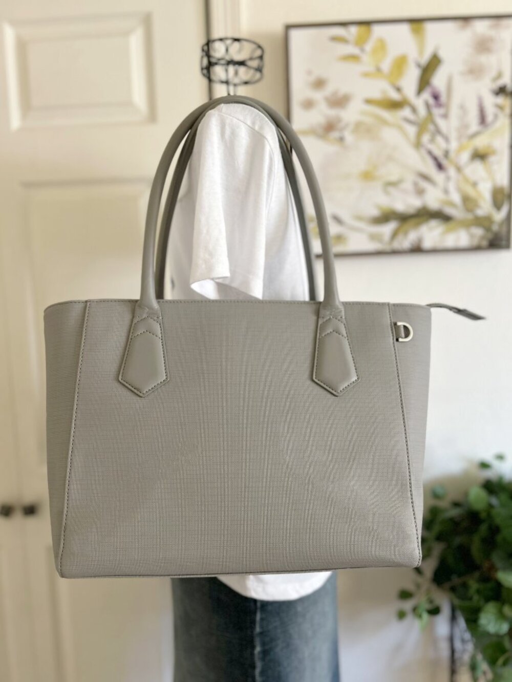 Dagne Dover Light Gray Structured Tote